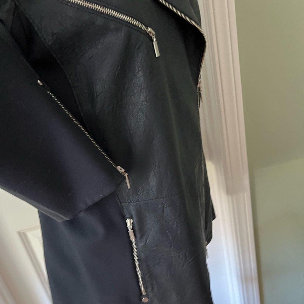 Women's Blue Leather Jacket - Picture 2 of 4